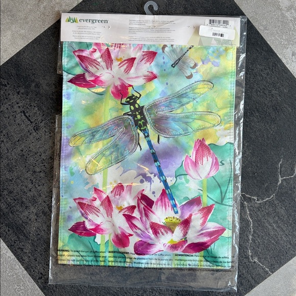 NWT - Evergreen appliqué Garden Flag - Dragonfly with Lotus flower - Picture 2 of 5
